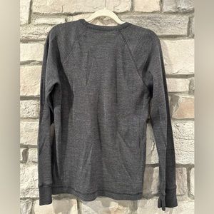 American Eagle Grey Long Sleeve